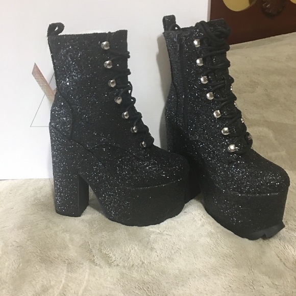 YRU Shoes - YRU Night Terror Platform Shoes